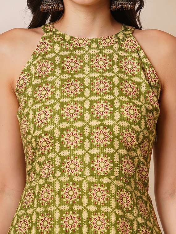 globus women green halter neck allover geometric printed workwear a-line kurta with elasticated pants - 21554292 - Standard Image - 4