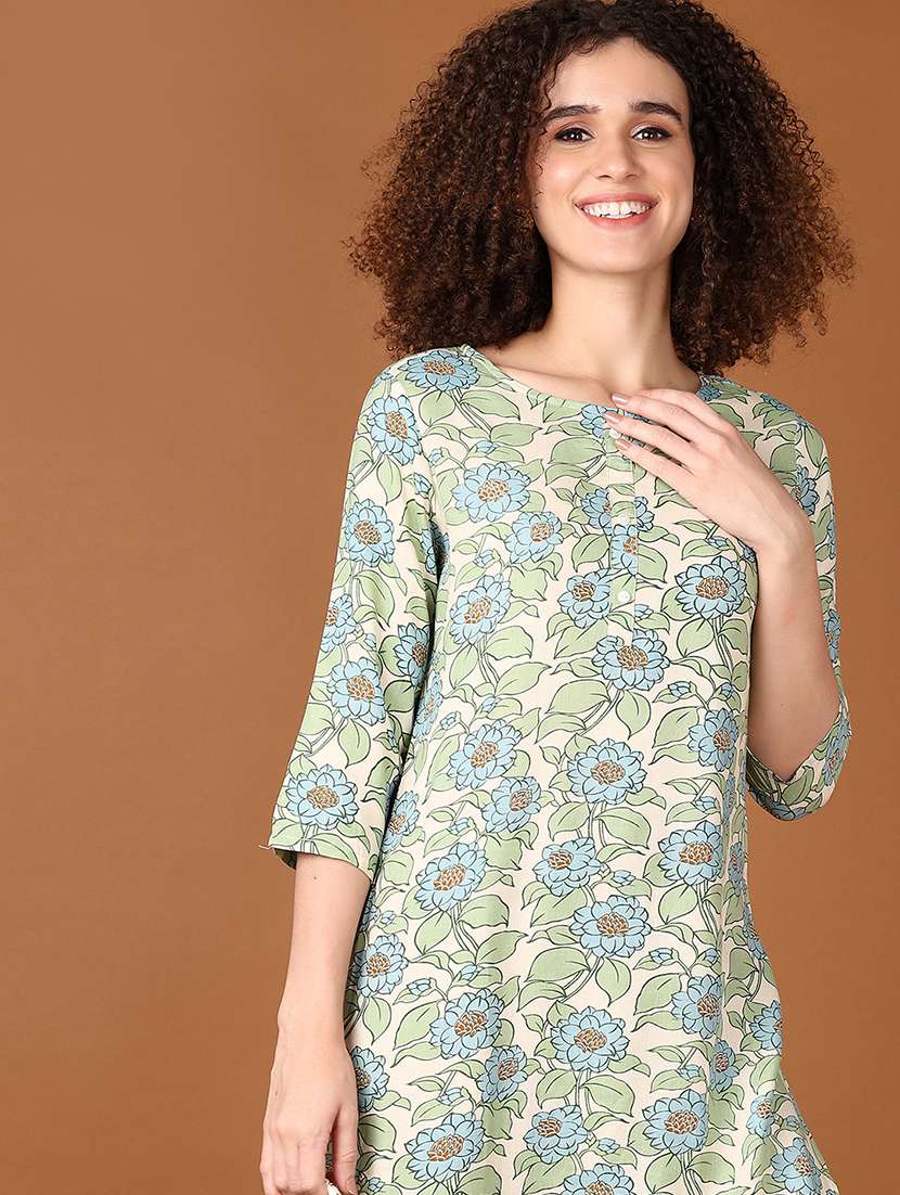 women floral three quarter sleeve straight kurta - 21554877 -  Standard Image - 4