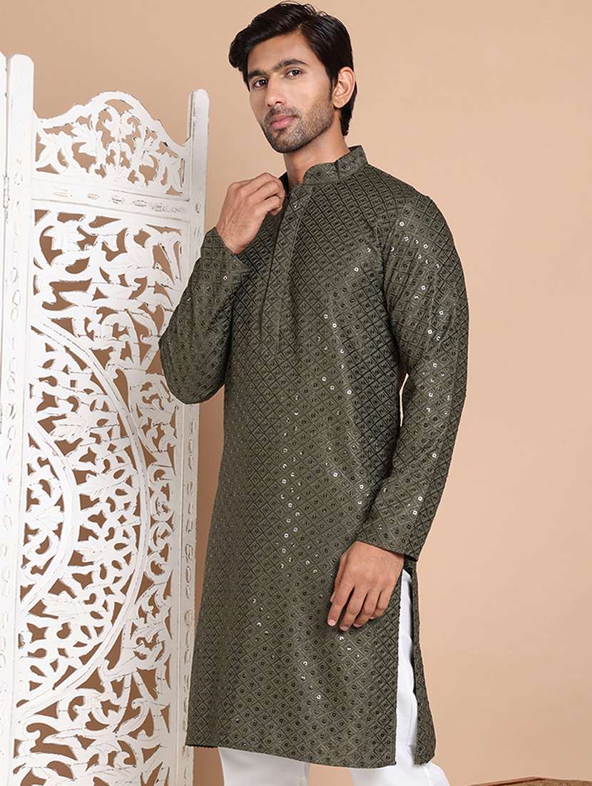 men embroidered mandarin neck long kurta