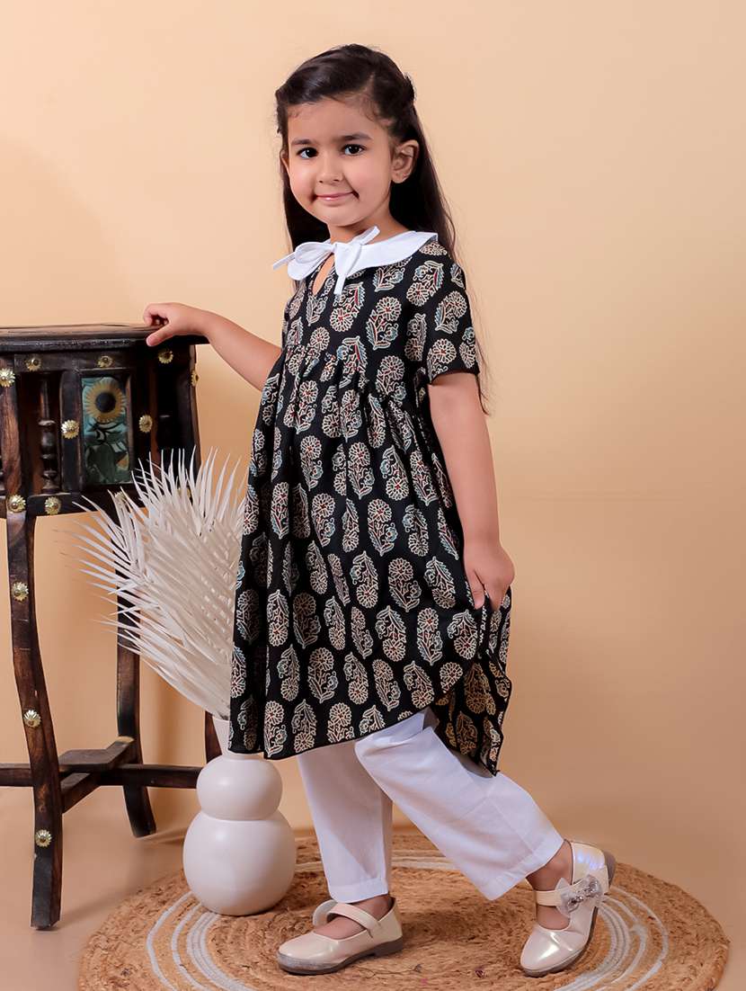 girls printed short sleeves kurta pant set - 21555745 - Standard Image - 1