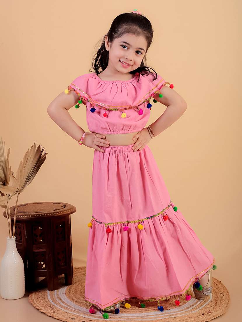 girls lace detailed top & skirt set