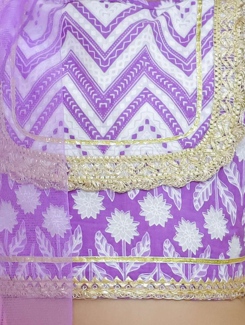 girls printed three quarter sleeves lehenga choli set - 21555827 - Standard Image - 4