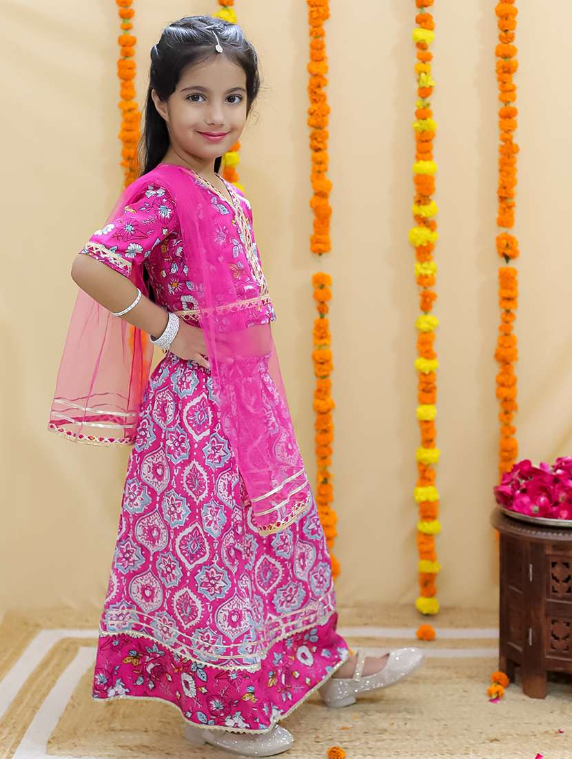 girls printed short sleeves lehenga choli set - 21555830 - Standard Image - 1