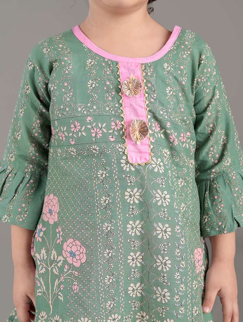 Girls Printed Bell Sleeves Kurta Sharara Set - 21555848 -  Standard Image - 4