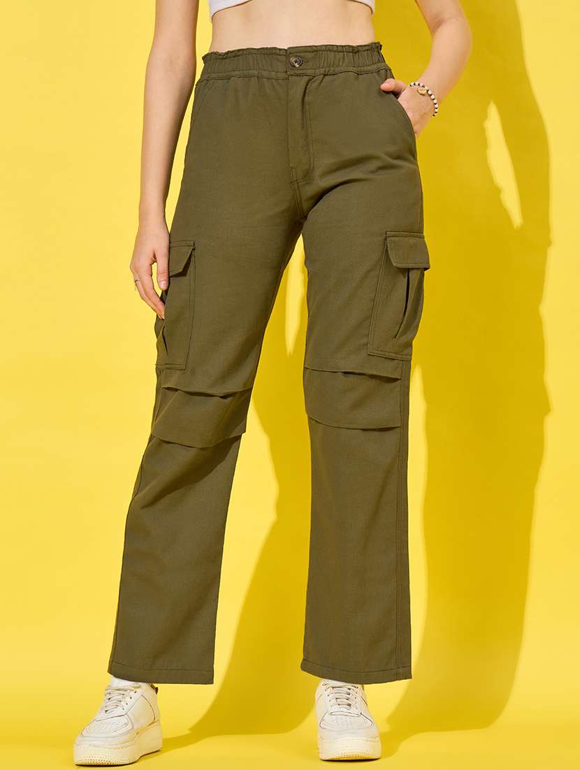 women solid relaxed fit cargo pant