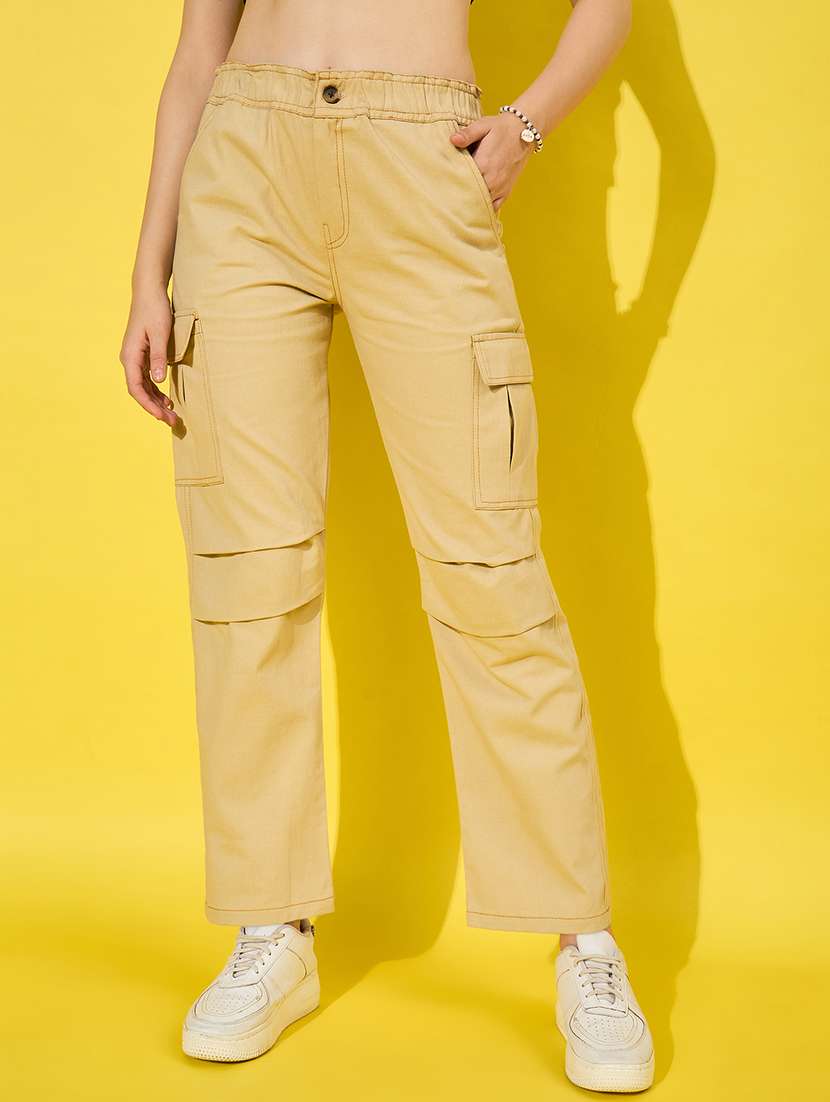 women solid relaxed fit cargo pant