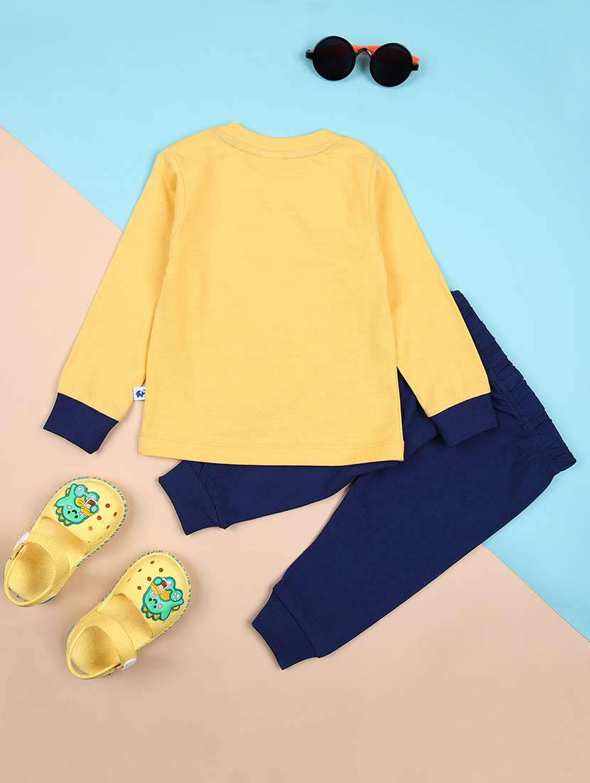 boys yellow graphic full length set - 21555894 -  Standard Image - 1