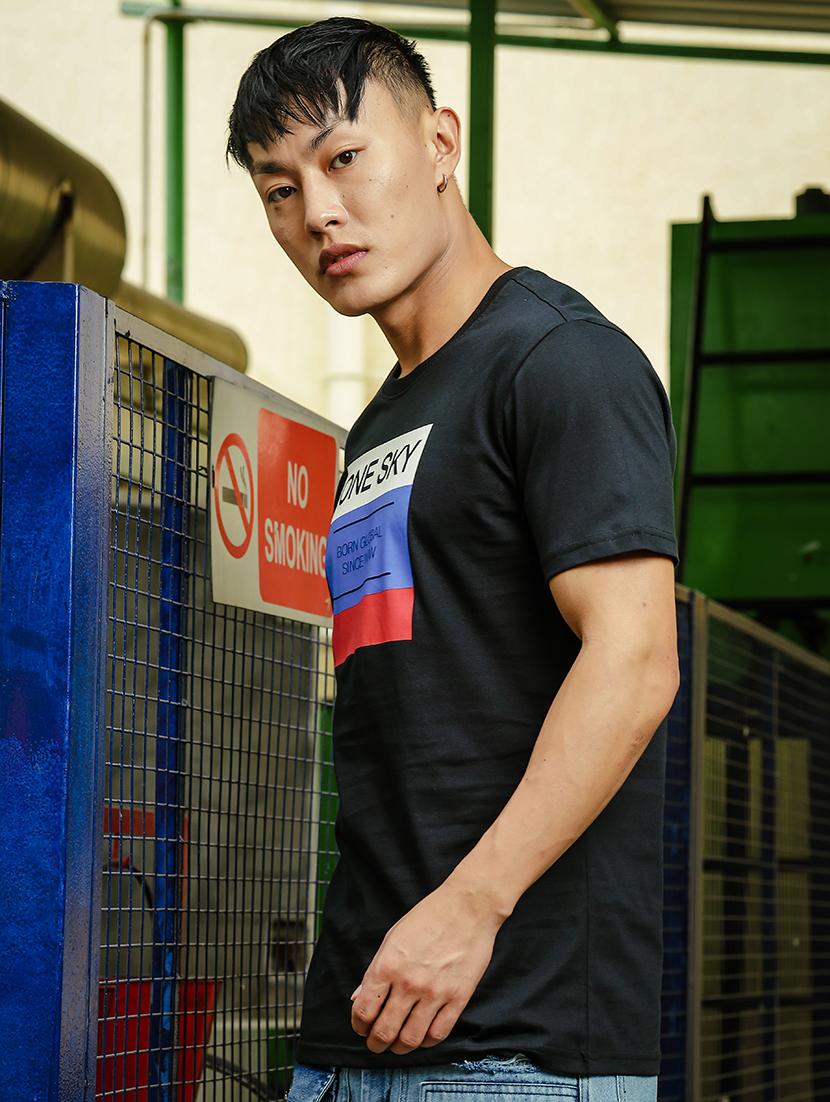 men chest print round neck t-shirt - 21556423 -  Standard Image - 1