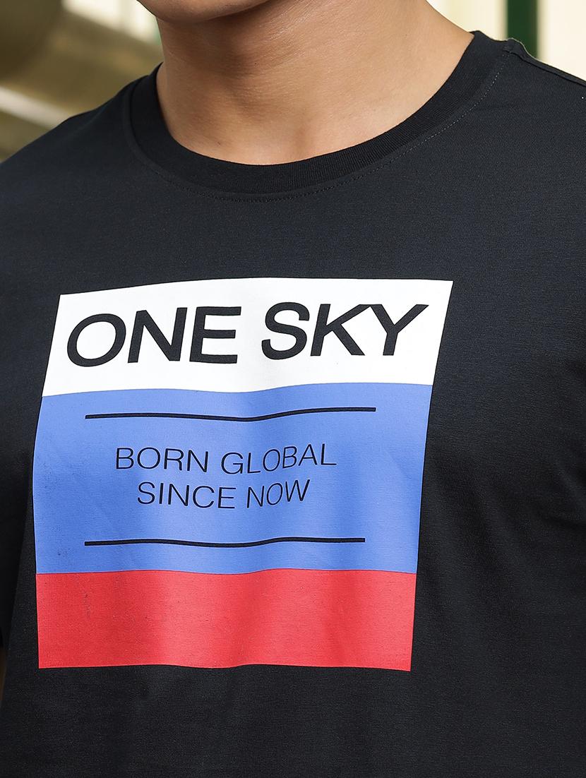 men chest print round neck t-shirt - 21556423 - Standard Image - 4