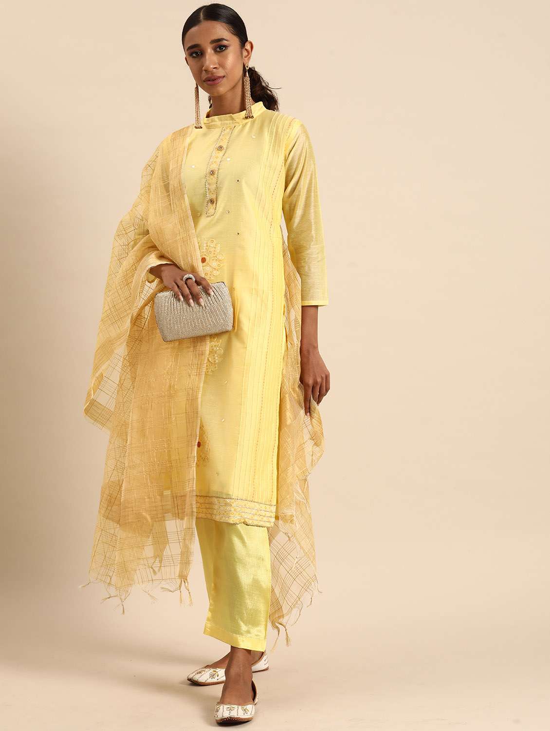 women self design unstitched suits - 21557210 -  Standard Image - 1