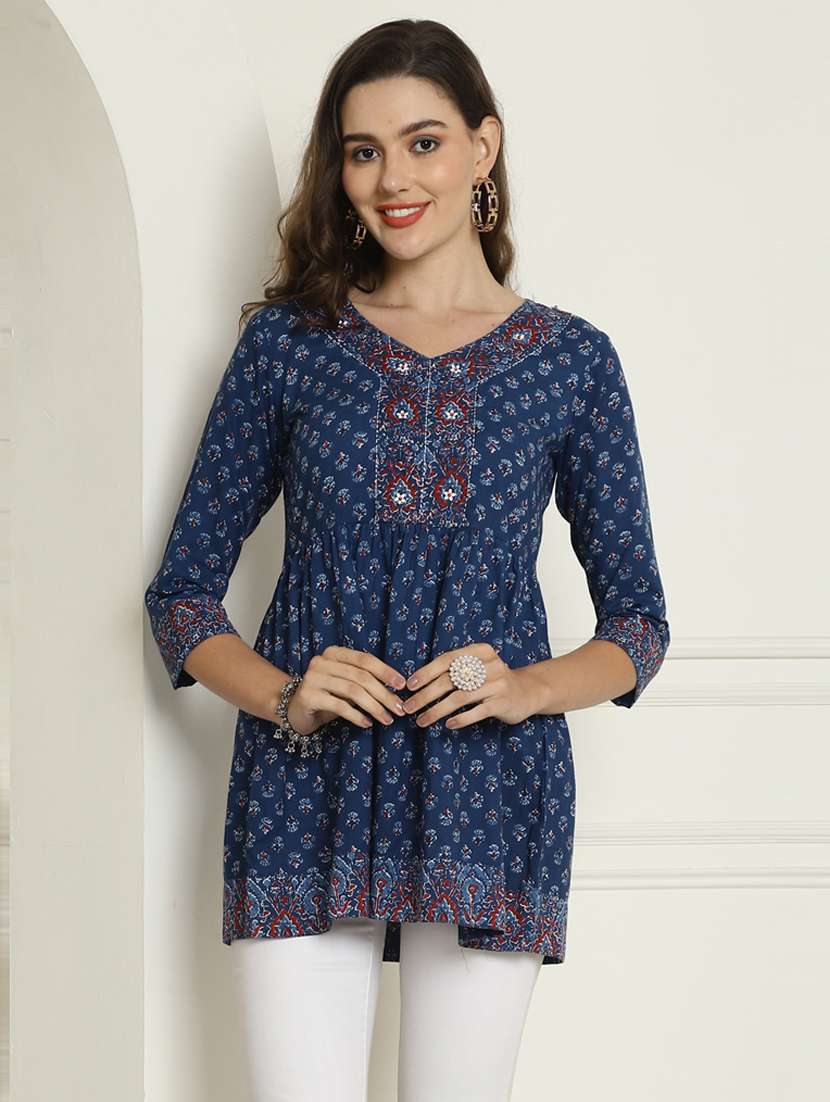 women floral three quarter sleeve kurti - 21558064 -  Standard Image - 1