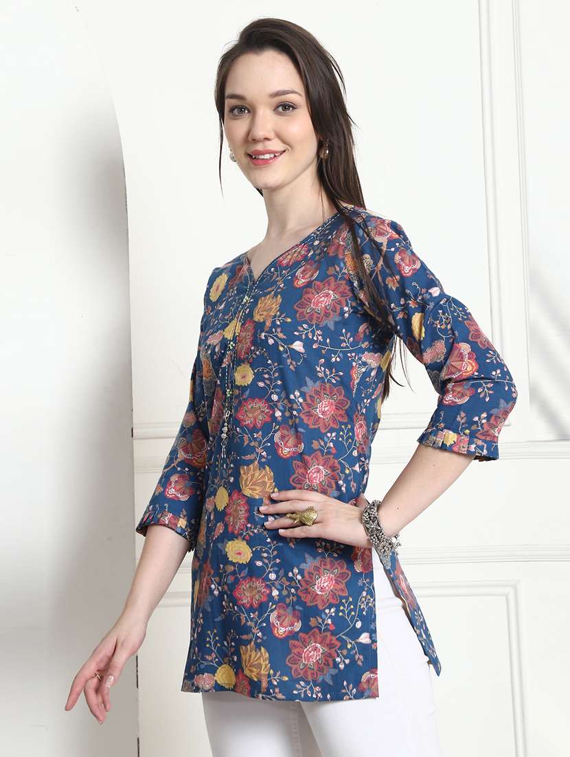 women floral three quarter sleeve kurti - 21558108 -  Standard Image - 1