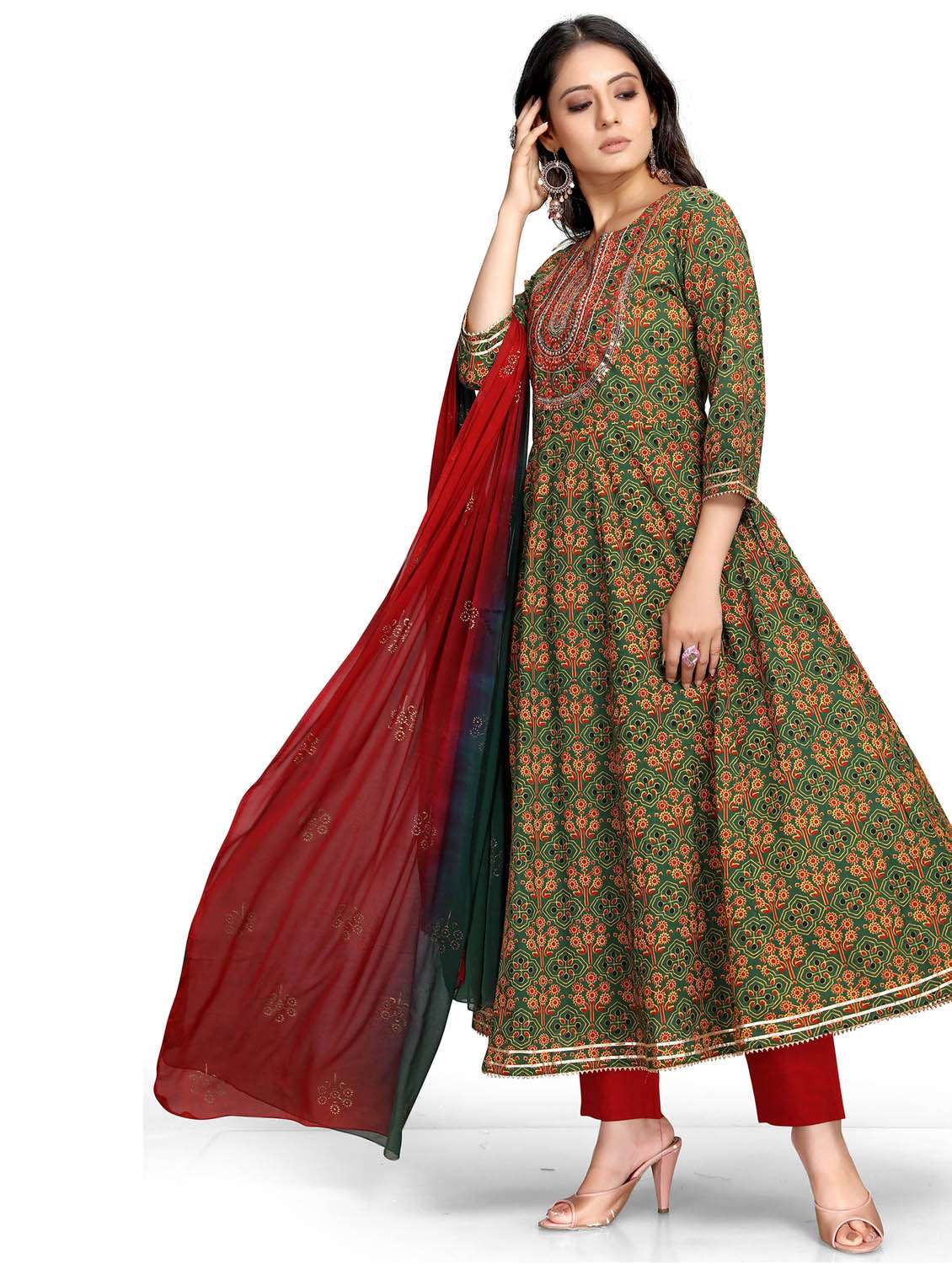 women floral kurta pant set with dupatta - 21558371 -  Standard Image - 1