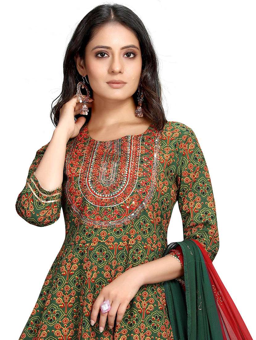 women floral kurta pant set with dupatta - 21558371 -  Standard Image - 4