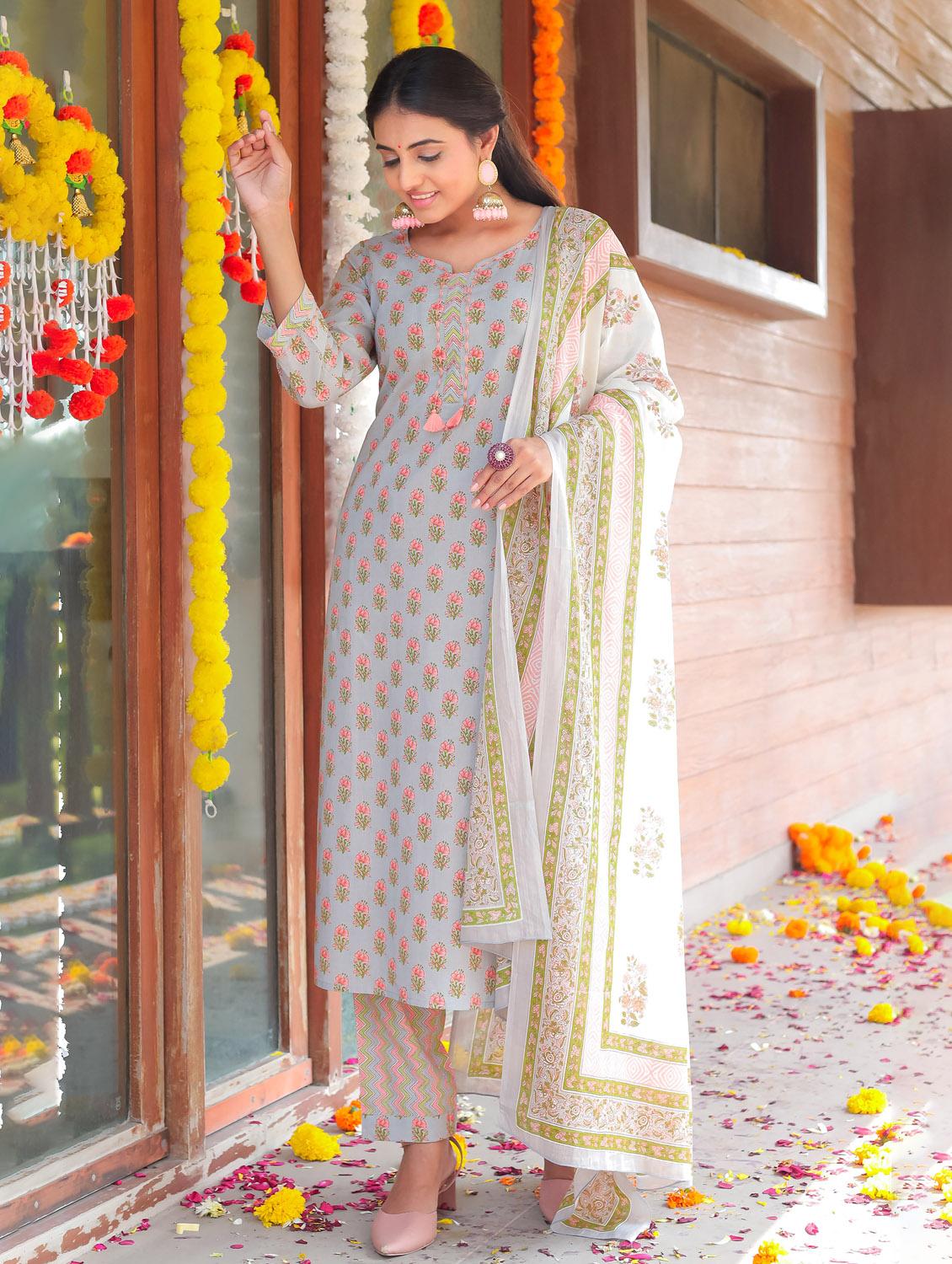 women floral notch neck kurta pant set with dupatta - 21558482 - Standard Image - 1