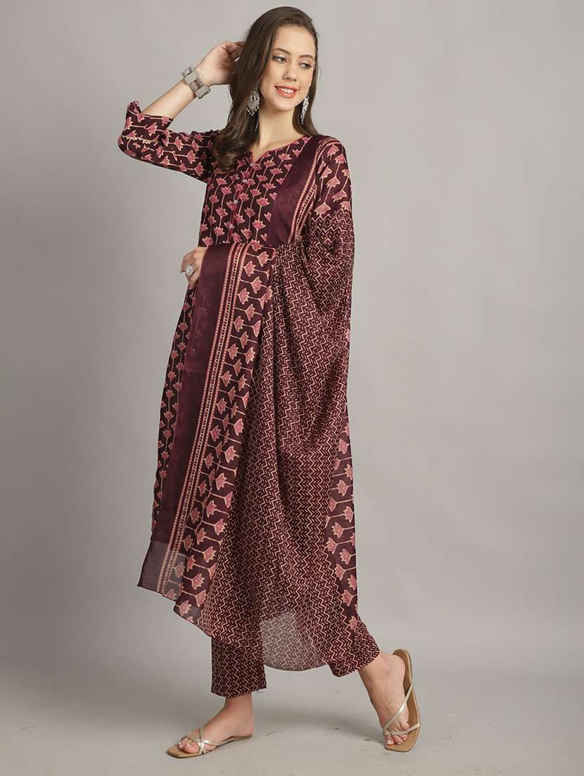 women three quarter sleeve kurta pant with dupatta set - 21558497 -  Standard Image - 4