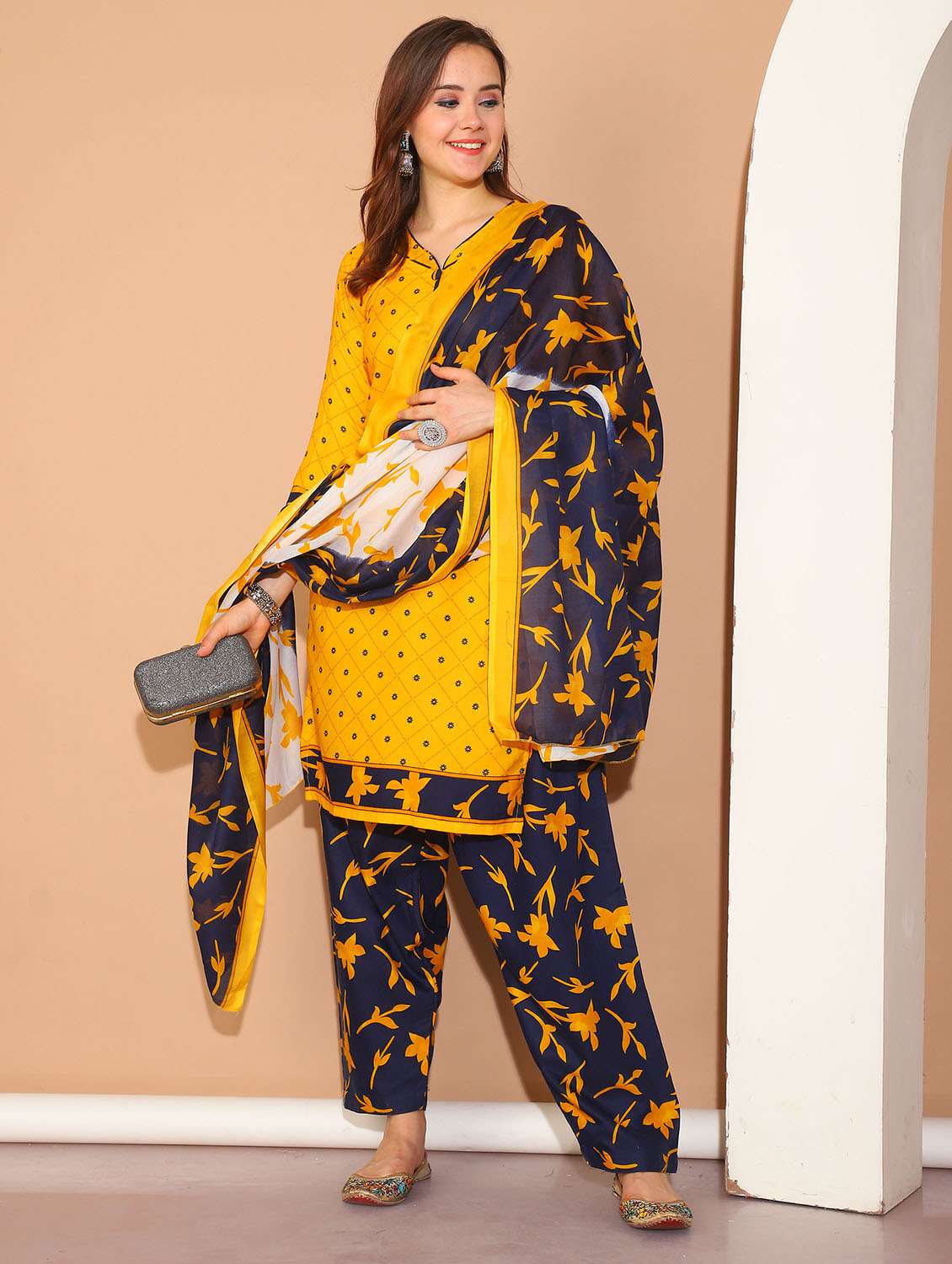 women printed kurta salwar set with dupatta