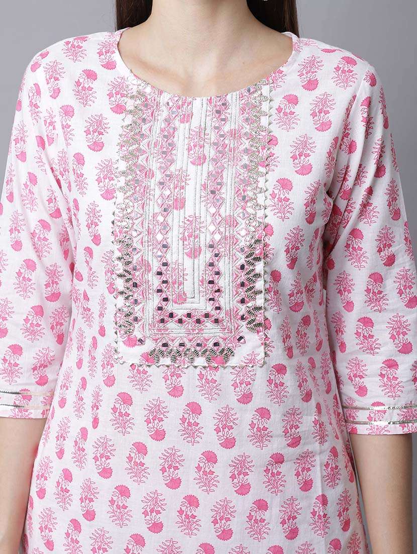 women three quarter sleeve kurta pant with dupatta set - 21558600 -  Standard Image - 4