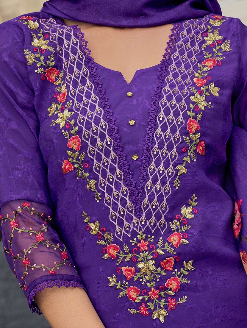 women three quarter sleeve kurta pant with dupatta set - 21558671 -  Standard Image - 6