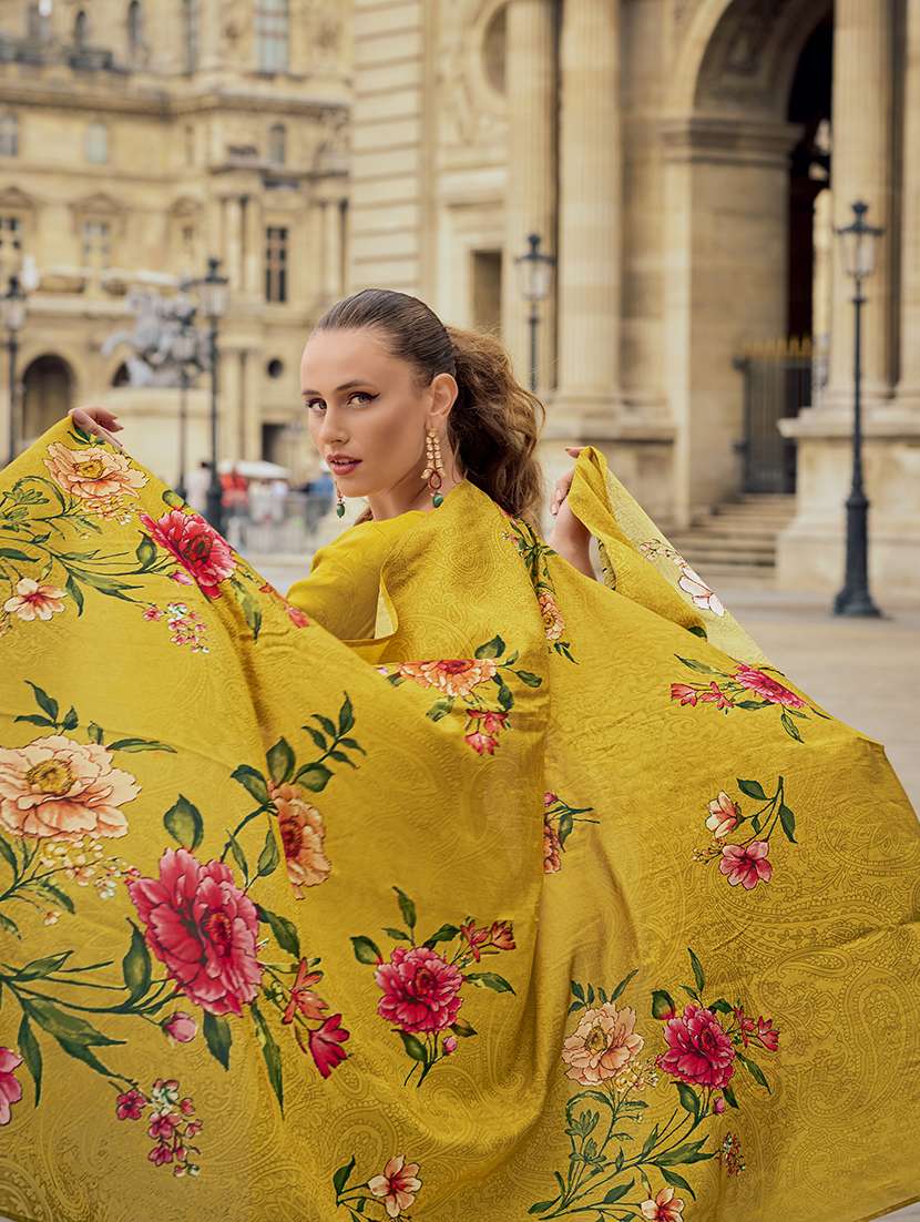 women embroidered kurta pant set with dupatta - 21558672 -  Standard Image - 4