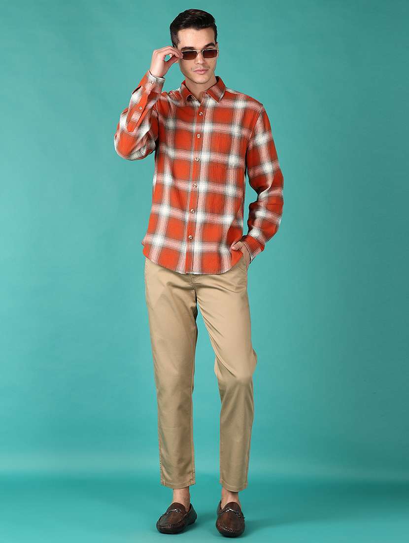 men mid rise solid chino trouser - 21558766 -  Standard Image - 4