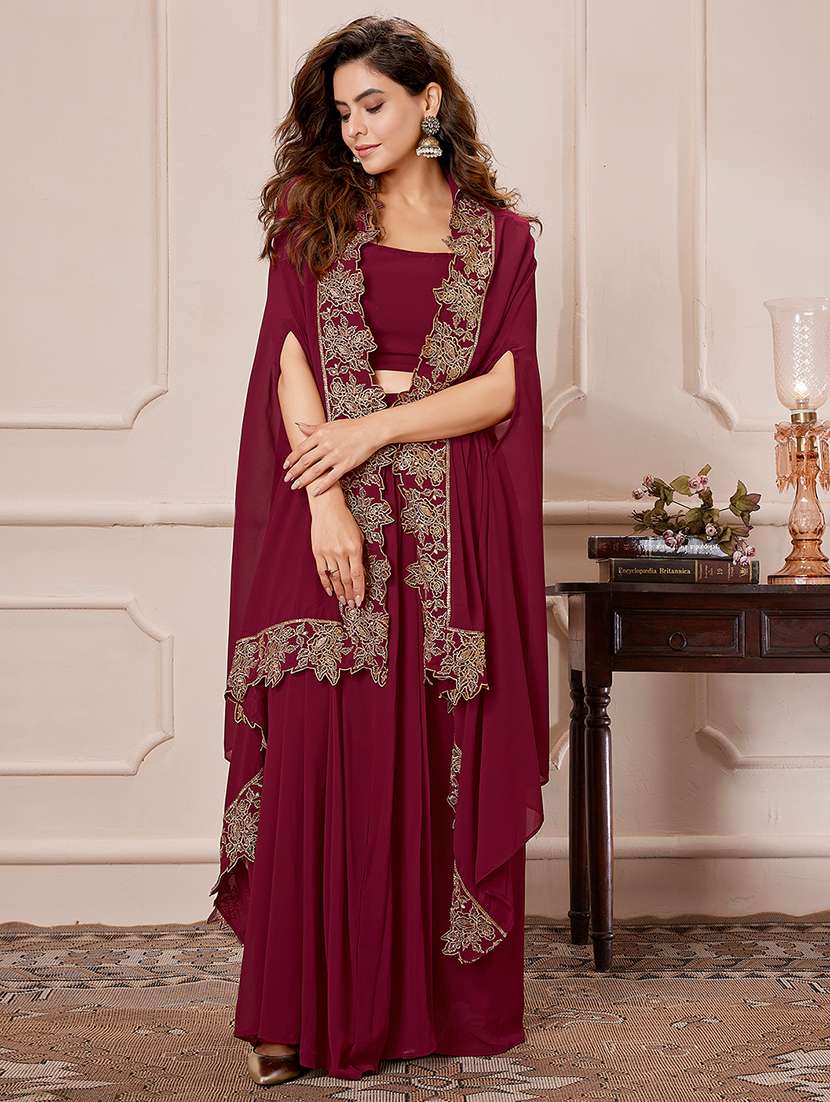 women embroidered sleeveless fusion set