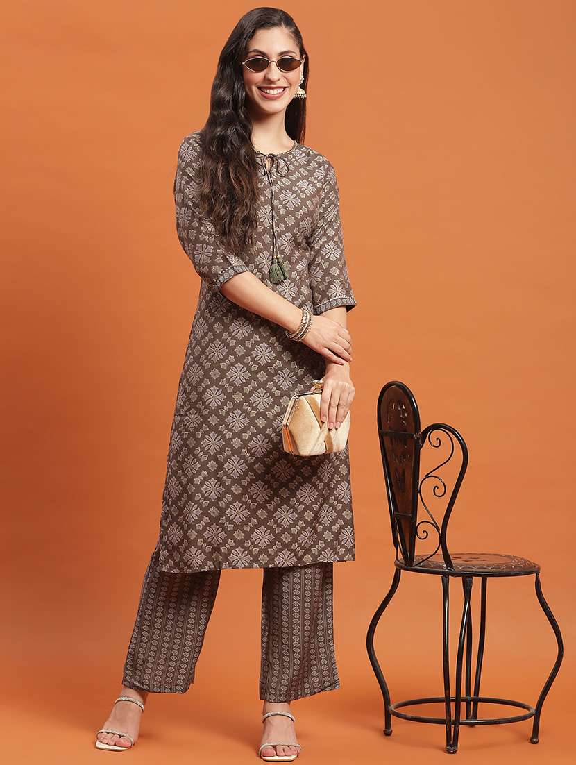 women brown printed tie-up neck kurta pant set