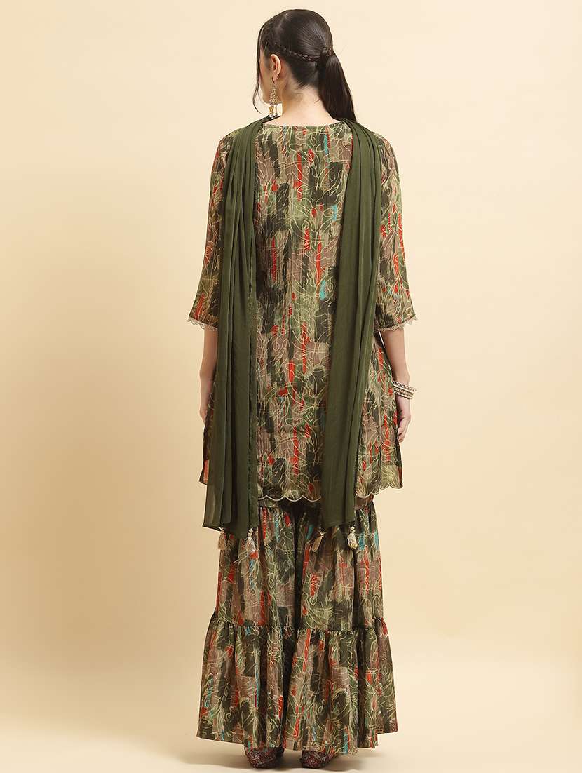 women printed kurta sharara with dupatta set - 21559607 -  Standard Image - 4
