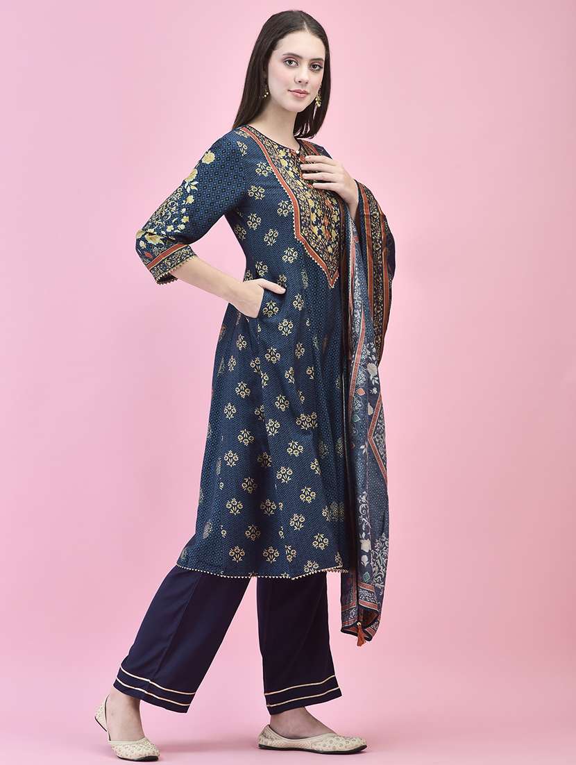 women three quarter sleeve kurta pant with dupatta set - 21559617 -  Standard Image - 1