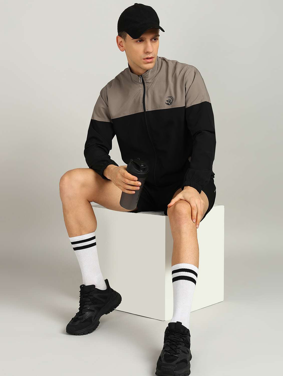 men color block long sleeves windcheater jacket - 21559677 -  Standard Image - 4