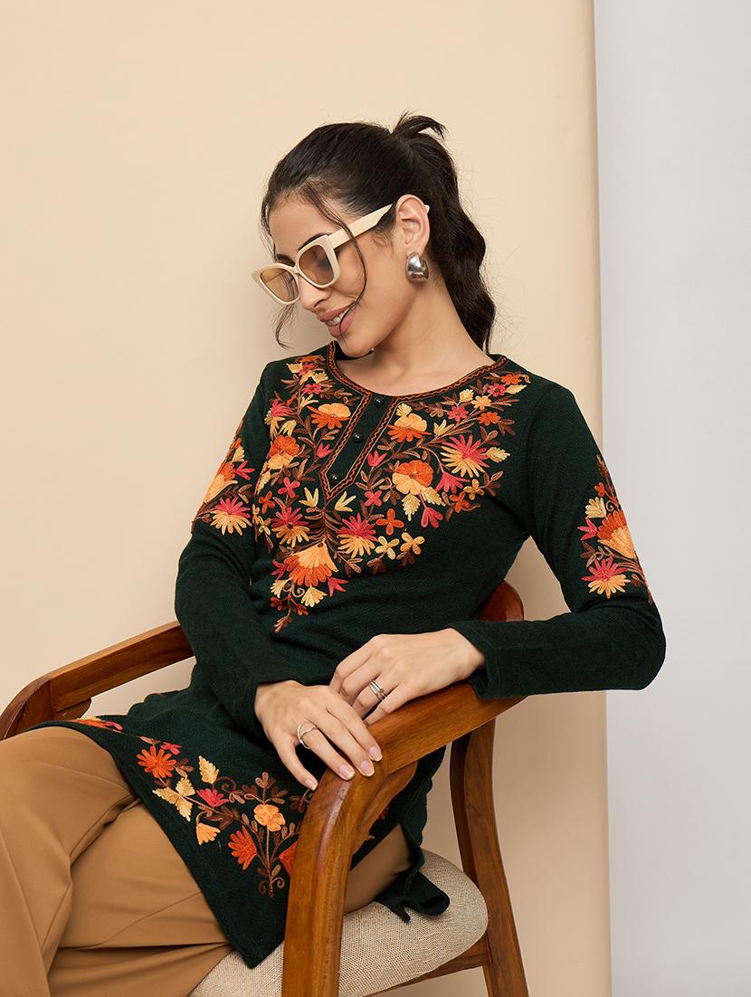 women embroidered long sleeves kurti - 21560196 - Standard Image - 4