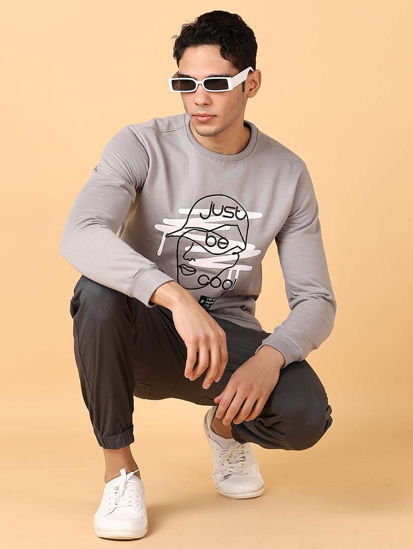 men long sleeves front print sweatshirt - 21560547 -  Standard Image - 4