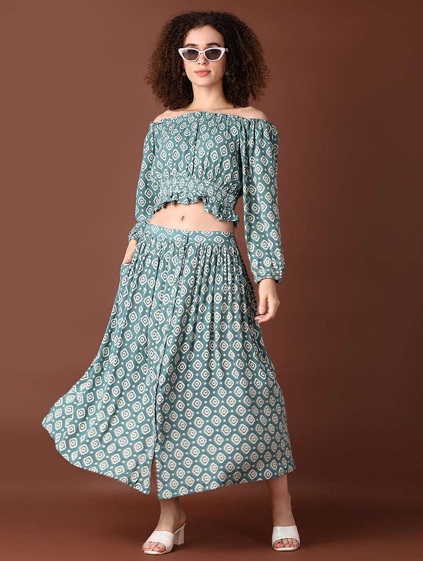 women teal printed puff sleeve crop top - 21561308 -  Standard Image - 4