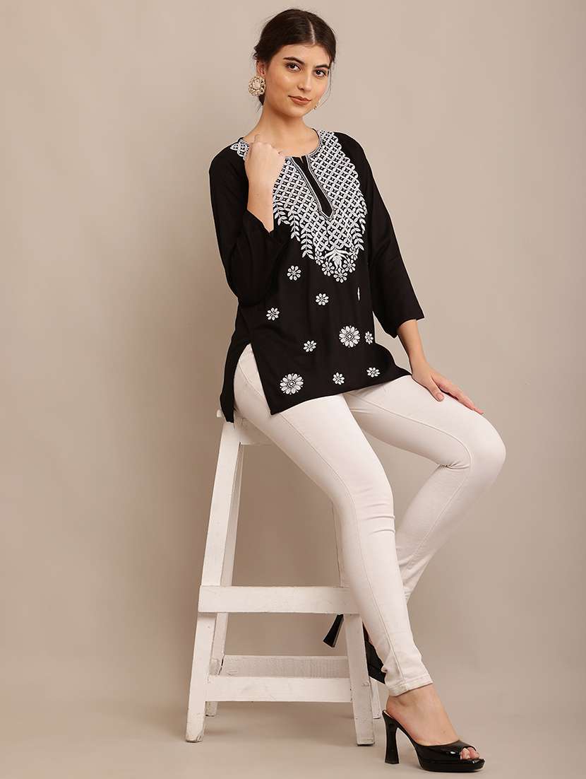 women embroidered three quarter sleeves straight kurti - 21561938 - Standard Image - 4