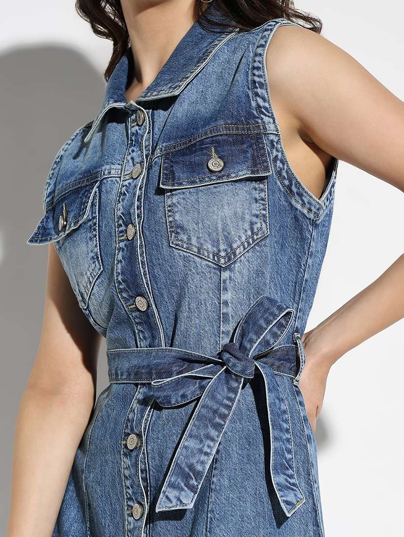 Women Solid Collared Shirt Dress With Belt