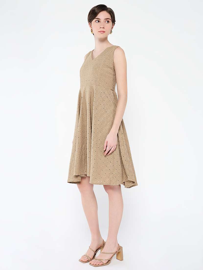 women self design sleeveless a-line dress - 21562694 - Standard Image - 1