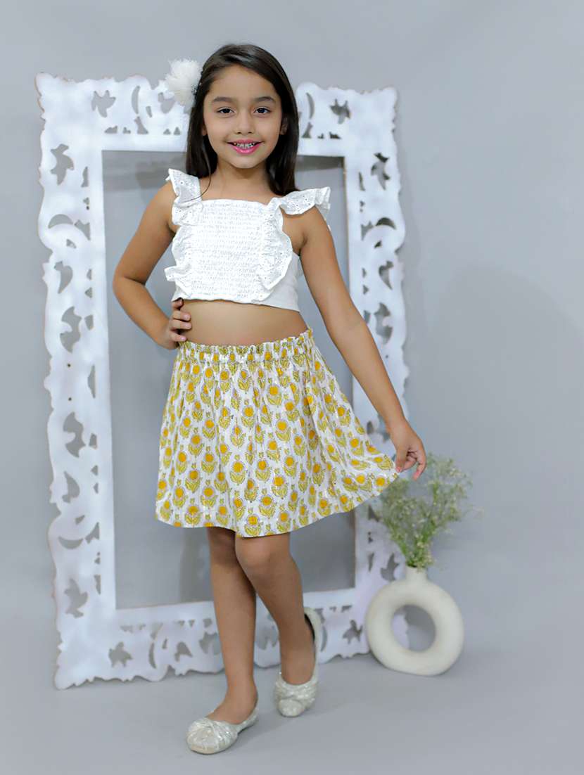girls floral printed mini skirt