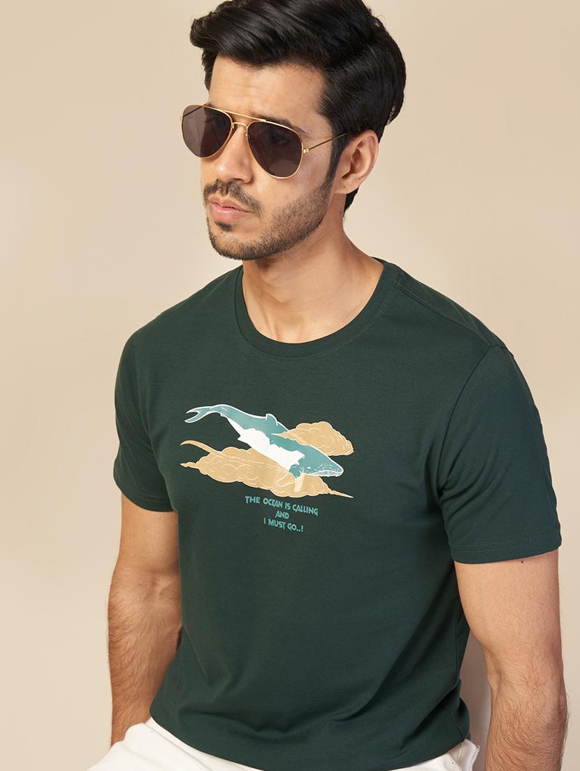 men round neck chest print t-shirt - 21563304 -  Standard Image - 1
