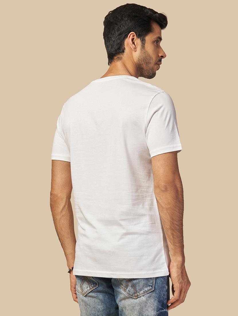 men round neck chest print t-shirt - 21563316 -  Standard Image - 1