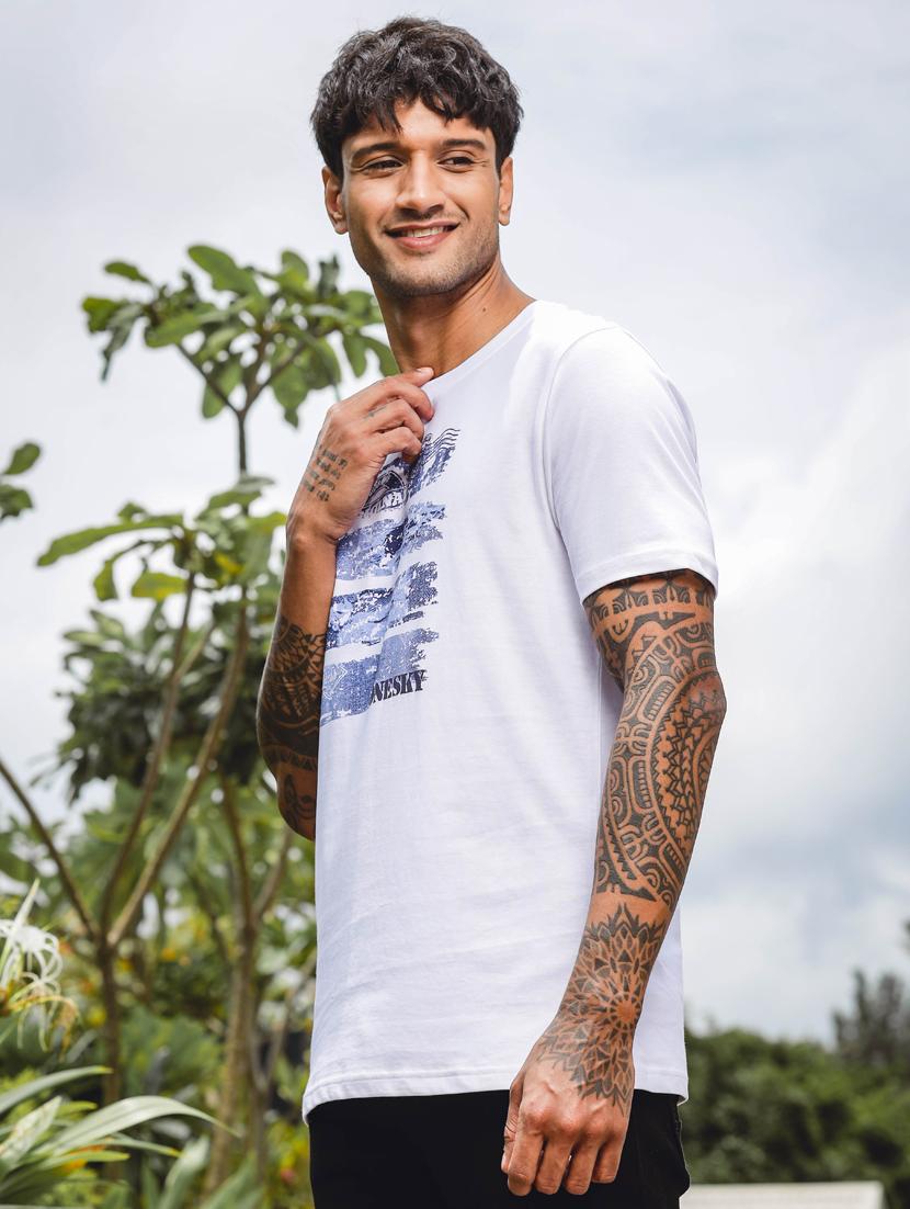 men round neck front print t-shirt - 21563333 -  Standard Image - 1