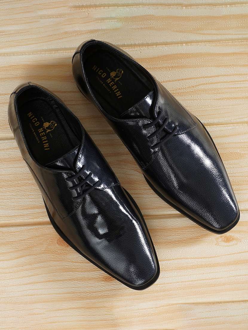 men blue lace-up derby