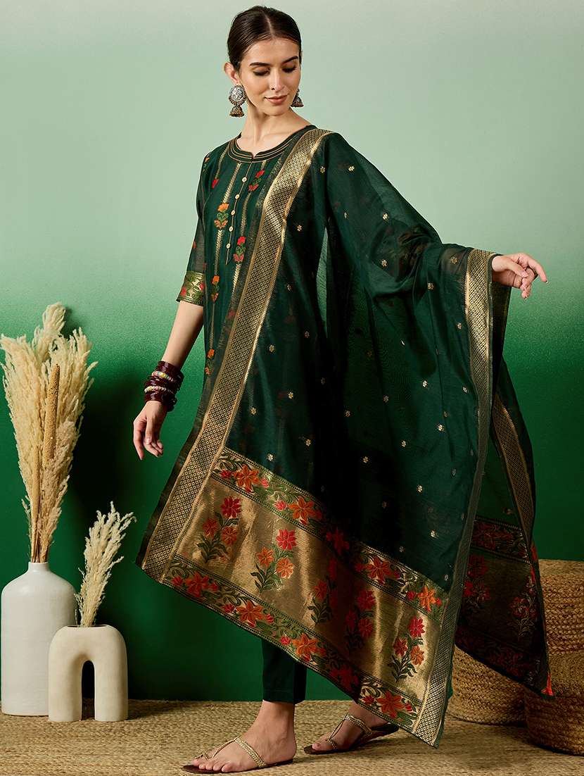 women self design three quarter sleeve suit set - 21563732 - Standard Image - 1