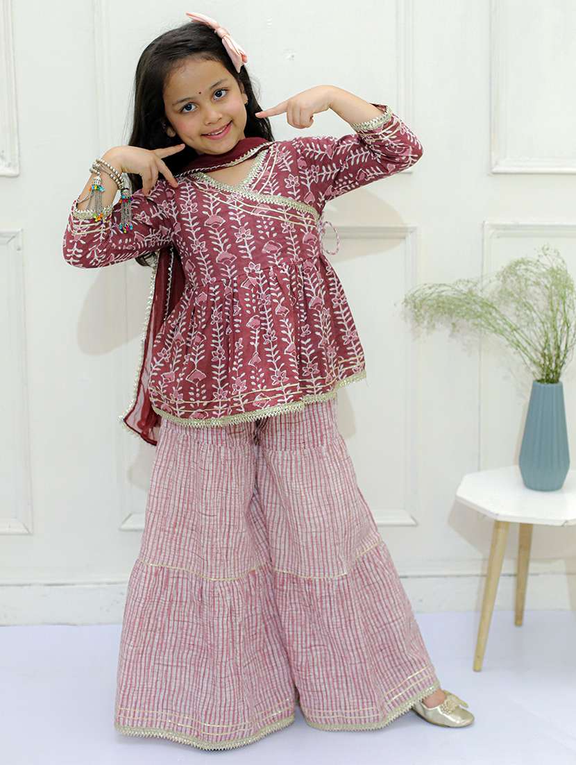 girls three qurter sleeve kurta sharara with dupatta set