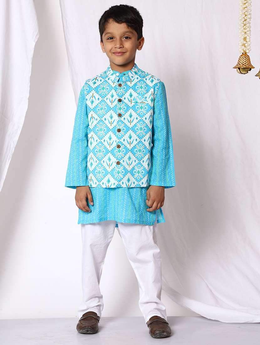boys mandarin neck kurta pyjama with ethnic jacket set