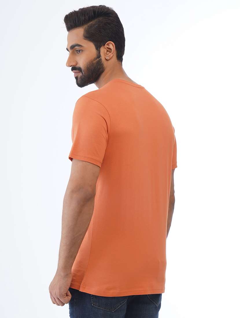 men round neck chest print t-shirt - 21565137 -  Standard Image - 1