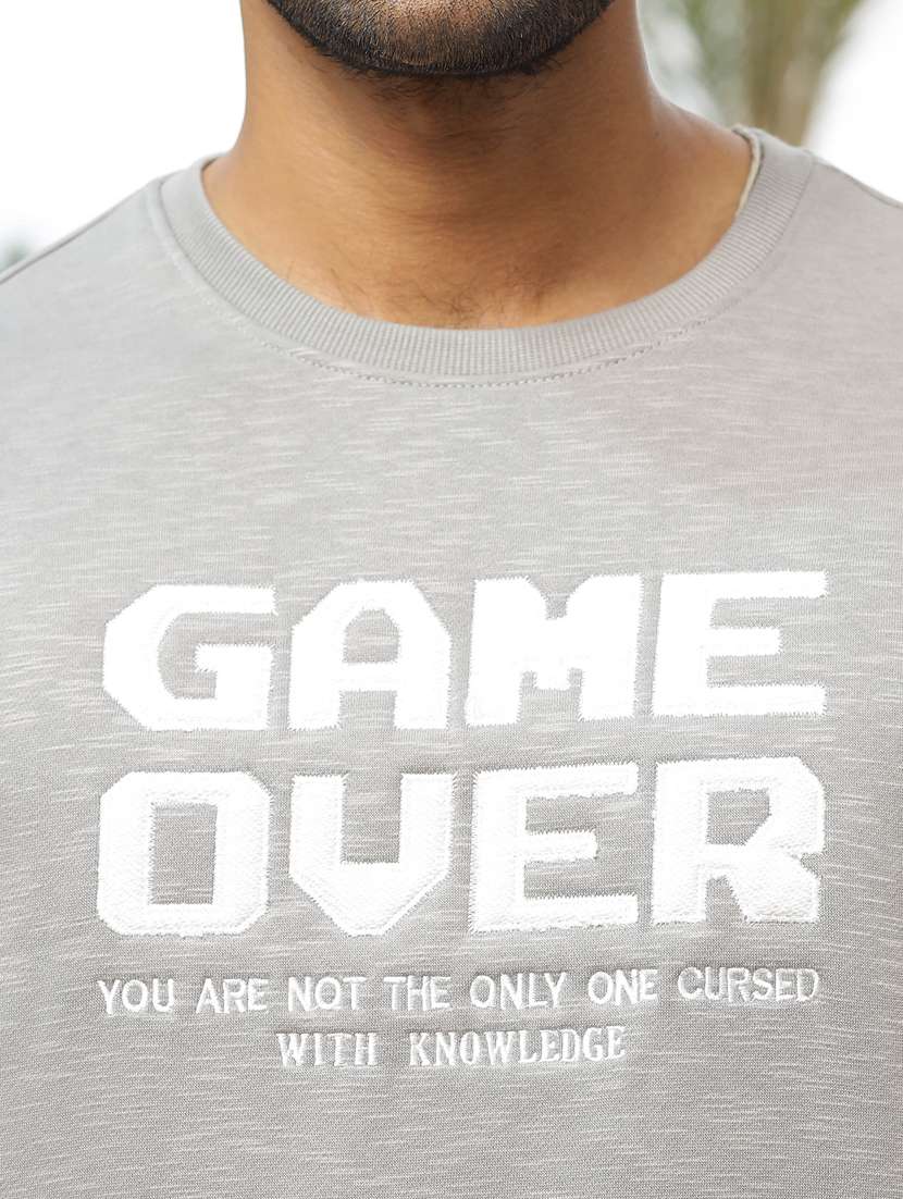 men round neck typographic sweatshirt - 21566934 -  Standard Image - 4