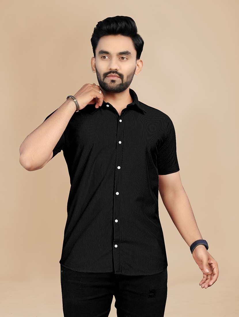 men striped regular fit short sleeves casual shirt