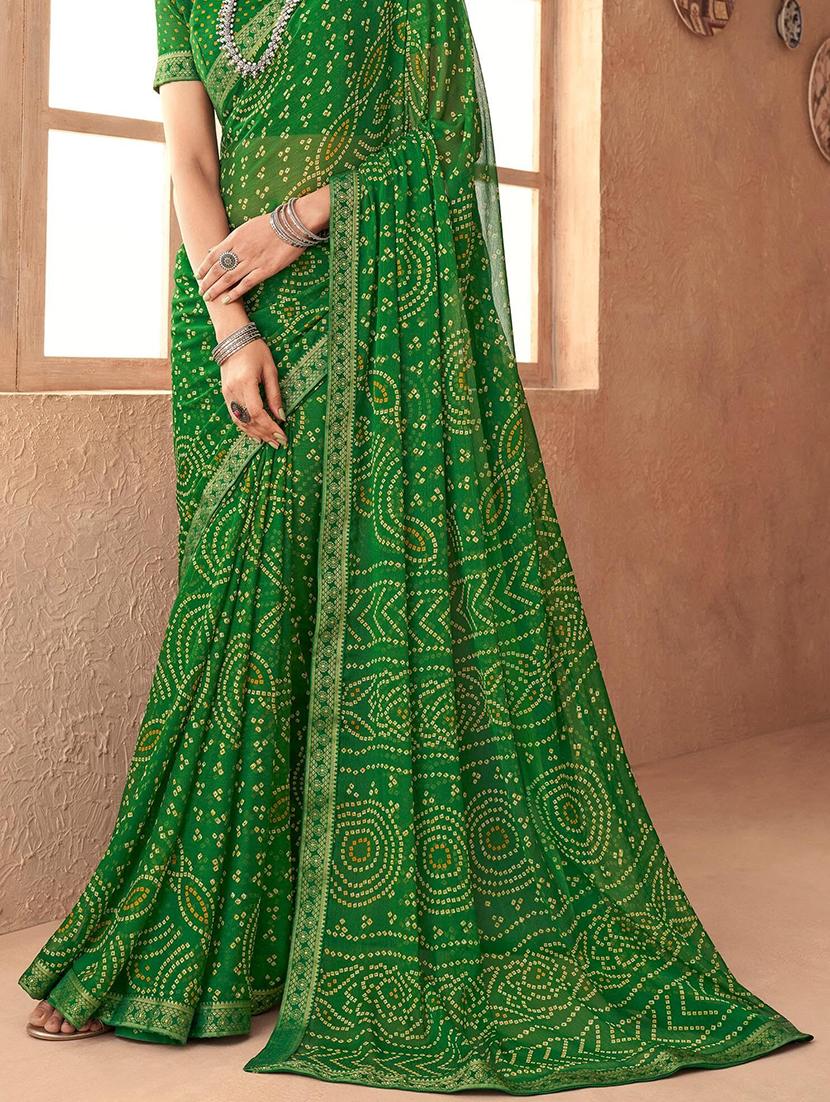 women lace bordered bandhani saree - 21567385 - Standard Image - 4