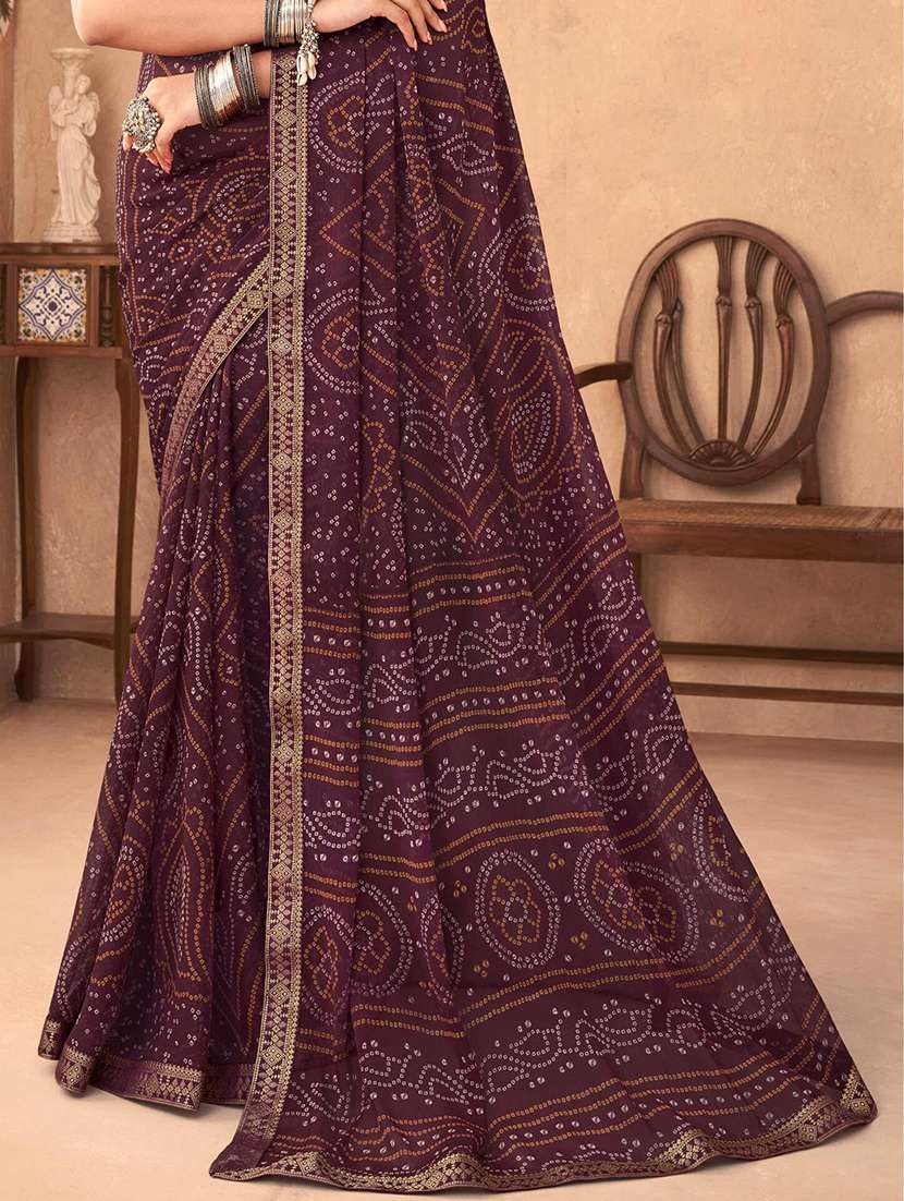 women lace bordered bandhani saree  - 21567387 -  Standard Image - 4