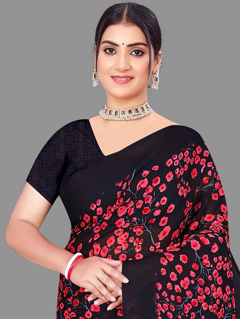 women floral printed saree - 21567554 - Standard Image - 4